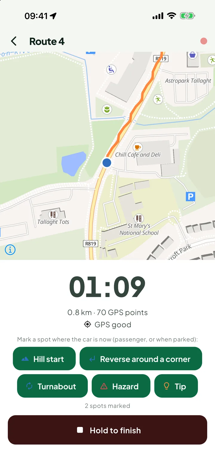 Recording a route: a timer at 1 minute 9 seconds, the track on a map, and buttons to mark a hill start, a reverse or a turnabout.